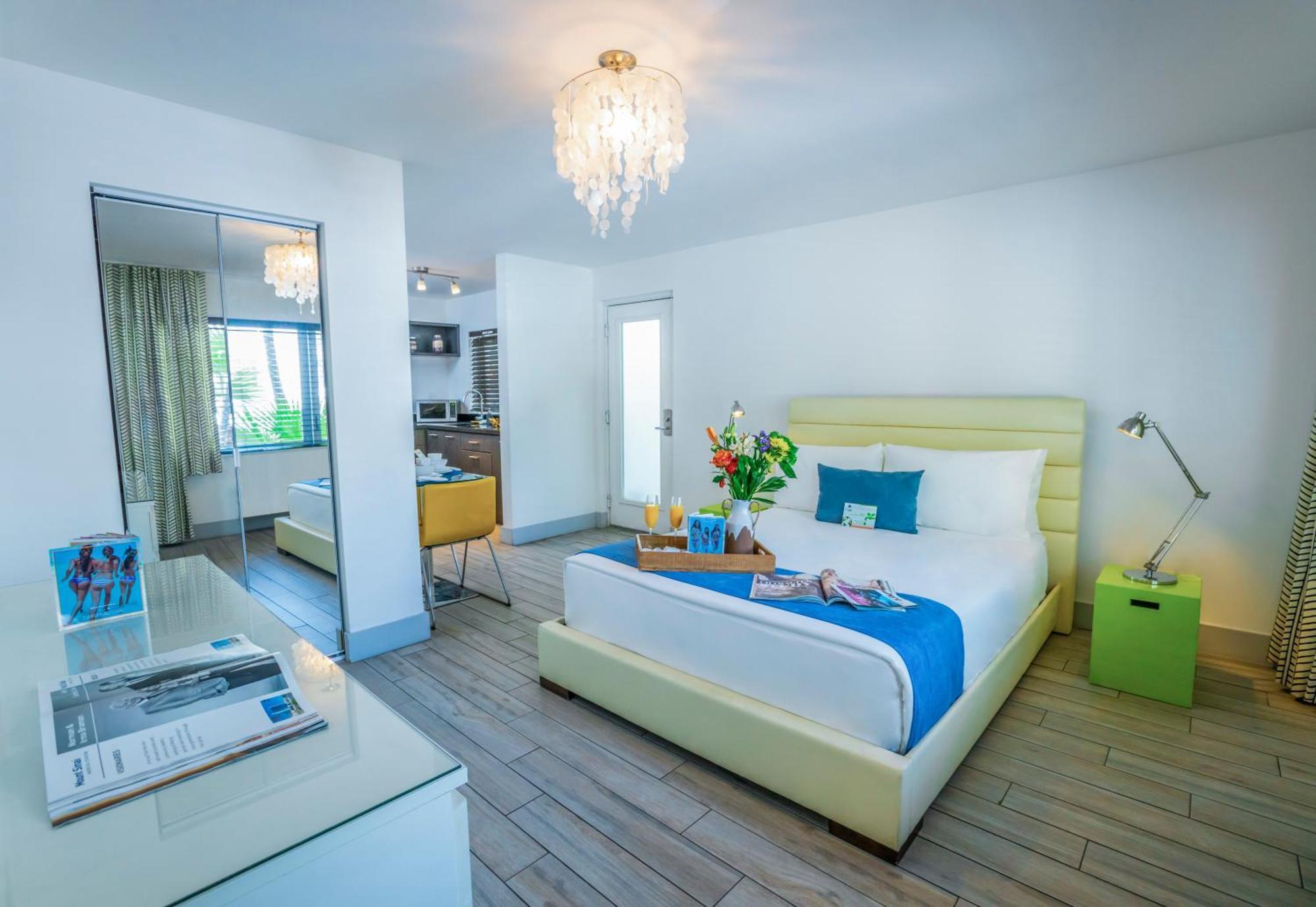 Studio Queen,1639581334:JPEG