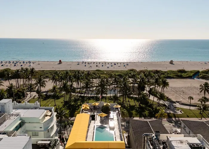 Leslie Hotel Ocean Drive